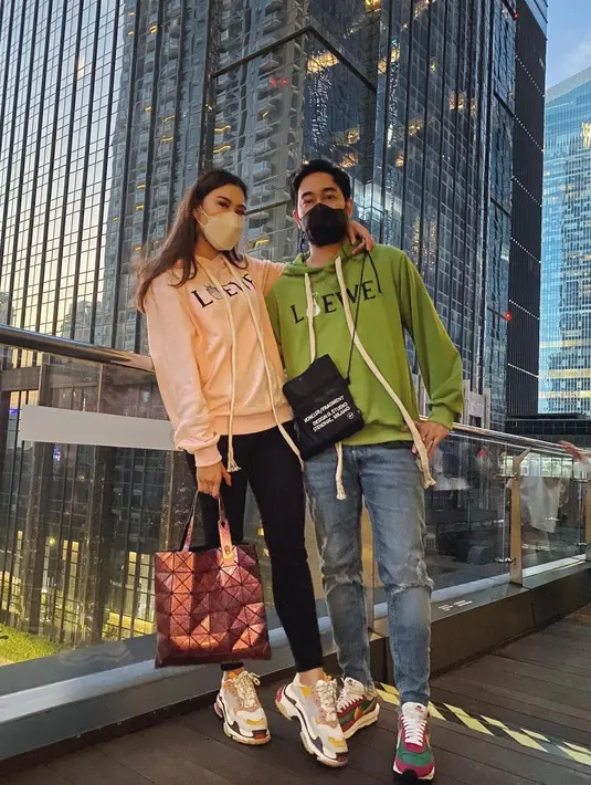 Syahnaz Sadiqah dan Jeje Govinda (Instagram/syahnazs)
