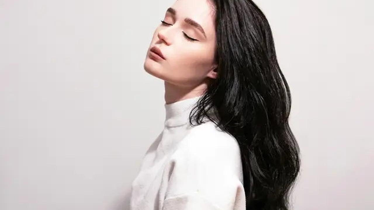 5 Inspirasi Warna Rambut yang Bagus untuk Gaya Paling Cantik di 2025