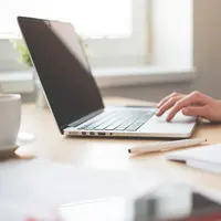 Ilustrasi Penggunaan Laptop Credit: pexels.com/Picjumbo