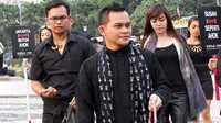 Malam Satu Suro, Mbah Mijan Ritual Hilangkan Kabut Asap
