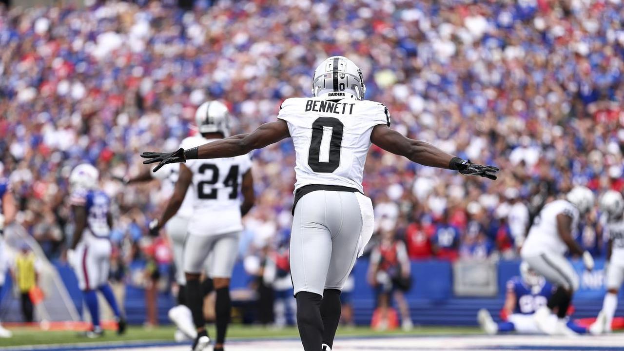 Jakorian Bennett Officially Signs with the Eagles to Strengthen Philadelphia's Defense