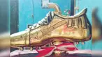 Eks striker Persibat Batang, Hapidin membuat postingan di akun instagramnya bahwa ia ingin menjual sepatu emas miliknya demi biaya pemulihan cedera. (Instagram/hapidin_7)