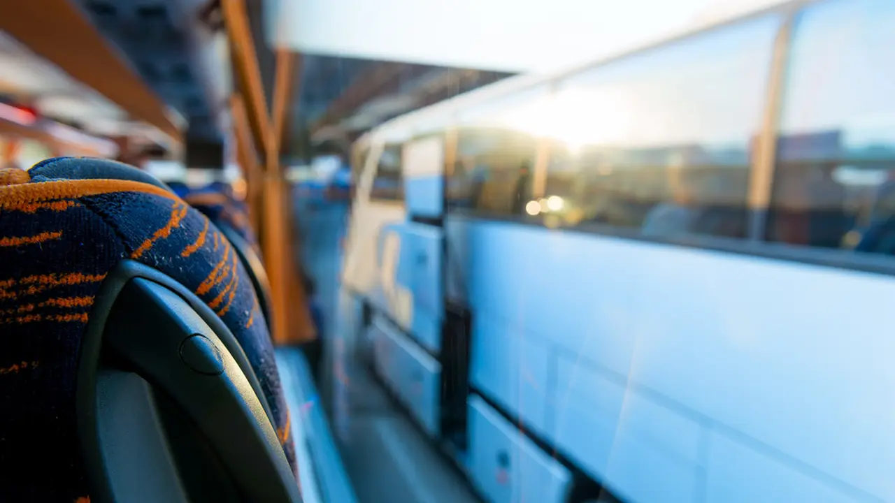 Ilustrasi bus