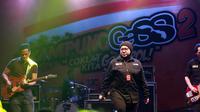 Melly Goeslaw (vokalis), Anto Hoed (basis), Aksan Sjuman (drummer), dan Nikita Dompas (gitaris) ikut meriahkan Kampung GaSS 2 bersama musisi asal Bandung lainnya. (Deki Prayoga/Bintang.com)