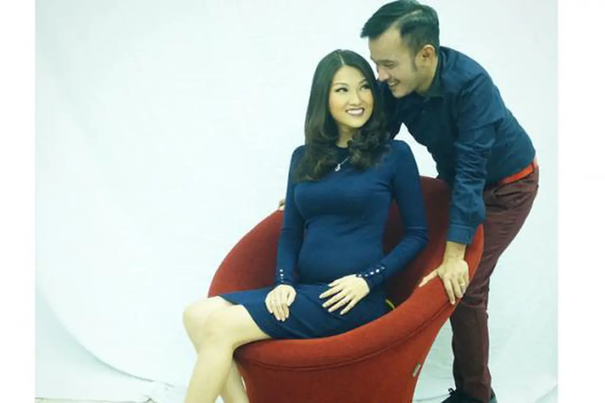 Ruben Onsu dan Wenda Tan