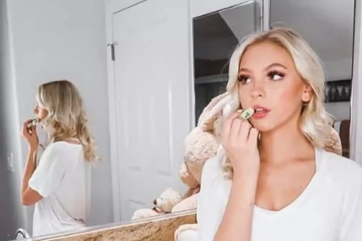 Lip Balm Bisa Bikin Bibir Makin Kering? Ahli Ungkap Kandungan yang Perlu Diwaspadai