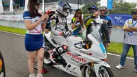 Pembalap muda Pandu Padmogani berhasil rebut posisi enam di debut Yamaha Sunday Race seri 2 yang berlangsung di sirkuit Sentul.