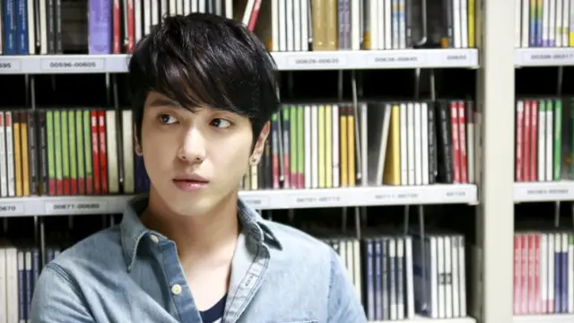   Jung Yong Hwa