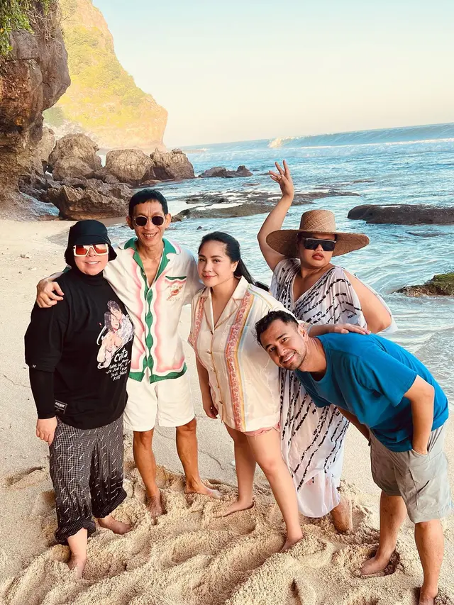 Main di Pantai, Ini 7 Momen Liburan Raffi Ahmad dan Nagita Slavina di Bali