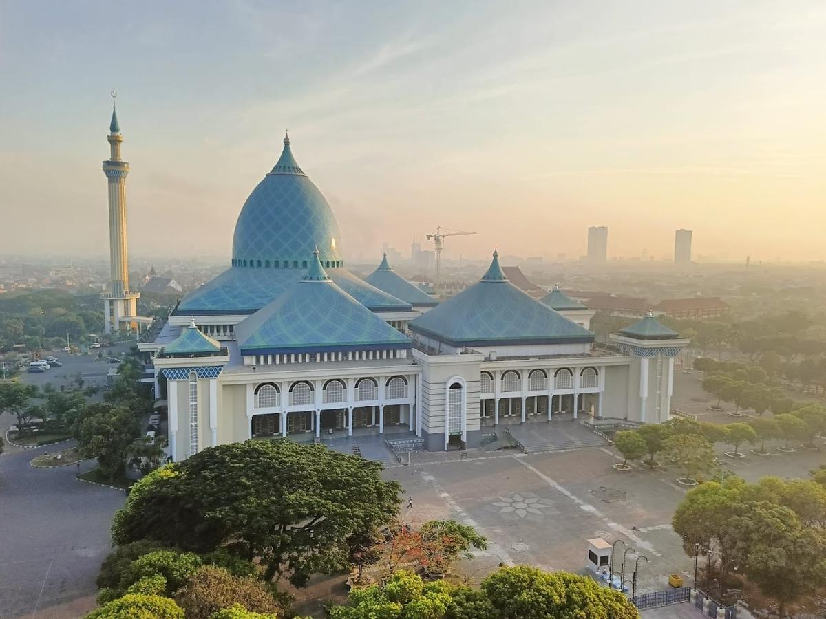 Masjid Al Akbar Surabaya