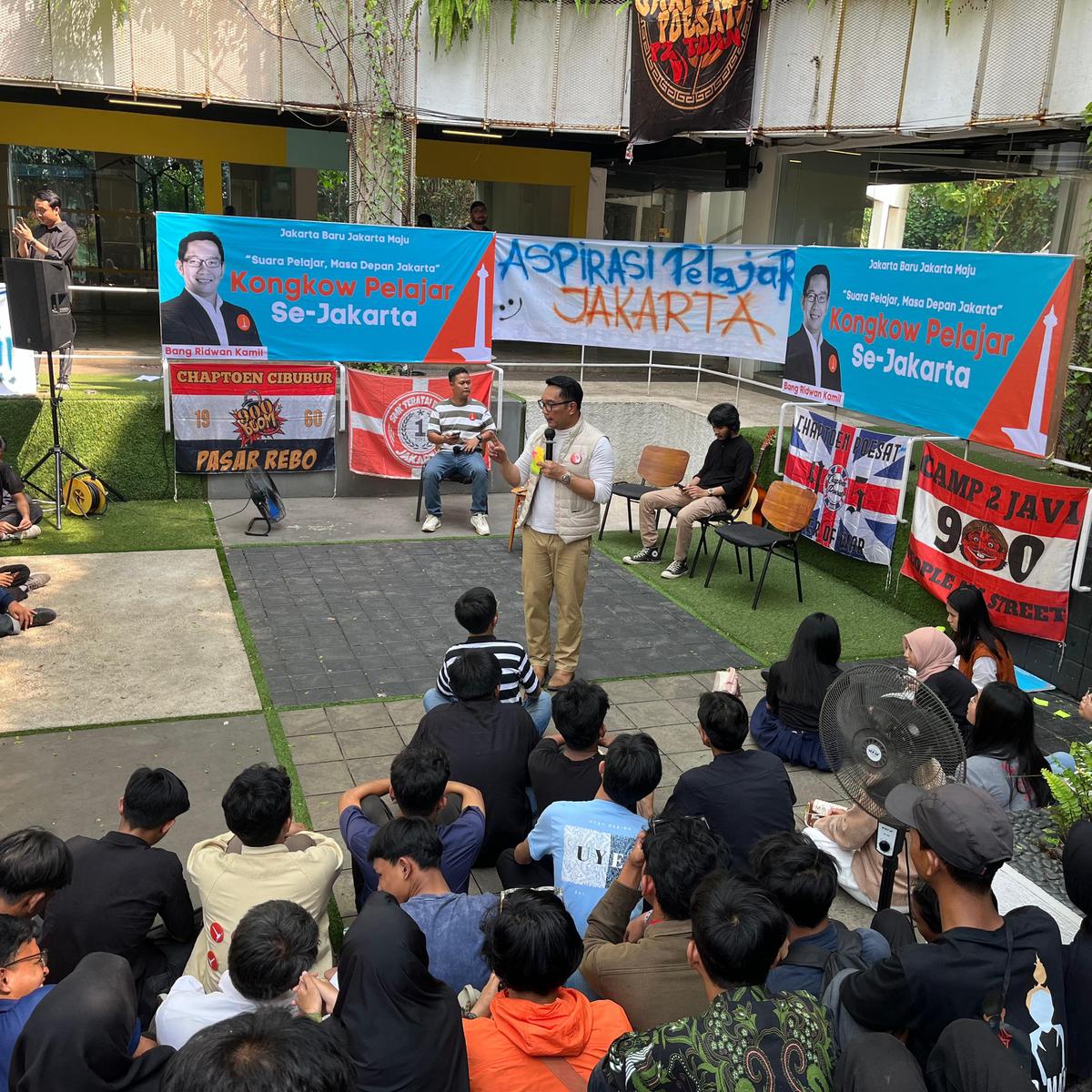 Ridwan Kamil di DPD Golkar Jakarta