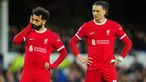 Raut wajah pemain Liverpool Mohamed Salah (kiri) bersama Darwin Nunez saat pertandingan sepak bola Liga Premier Inggris melawan Everton di stadion Goodison Park, Liverpool, Inggris, Rabu, 24 April 2024. (AP Photo/Jon Super)