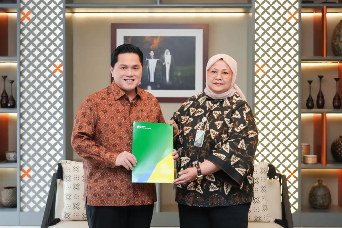 Erick Thohir Terima Manfaat JHT, Diakui Telah Menjadi Peserta Sejak Berkarier di Swasta