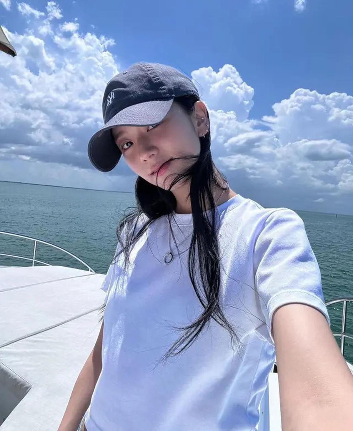 Jisoo Berencana Rilis Lagu Solo dan Comeback Bersama BLACKPINK