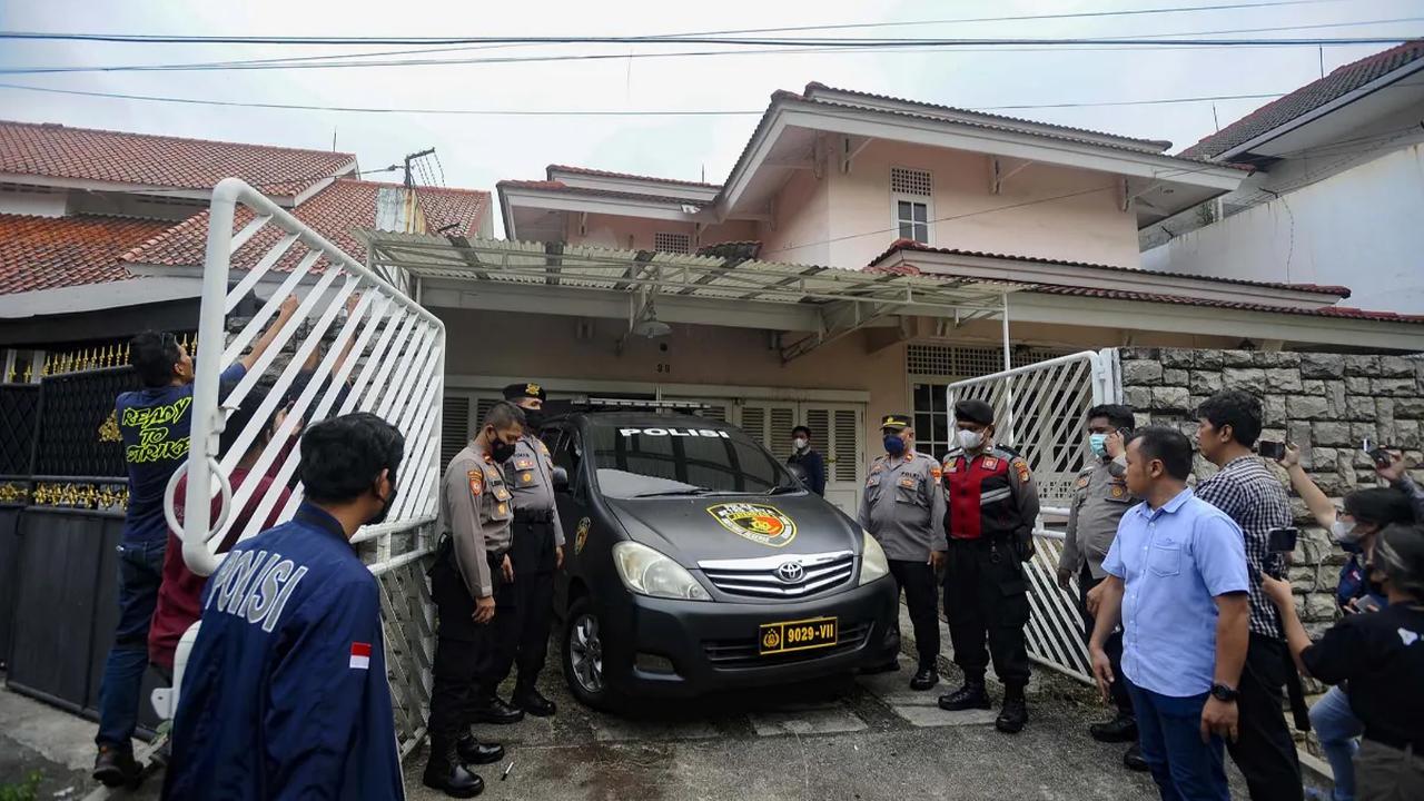 Kasubdit Jatanras Polda Metro Jaya AKBP Samian menyampaikan pendalaman itu dilakukan seusai penyidik menemukan surat tersebut saat olah tempat kejadian perkara (TKP), Sabtu (9/9) kemarin.<br>