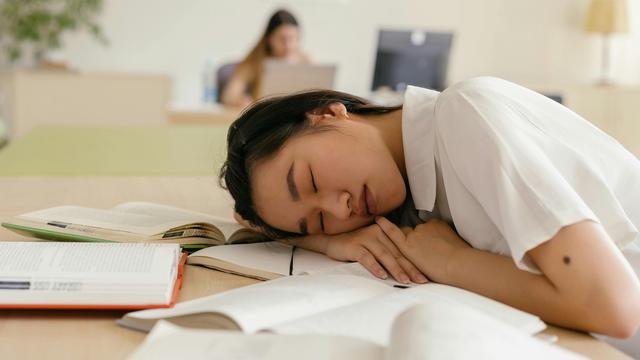 Wanita yang kelelahan