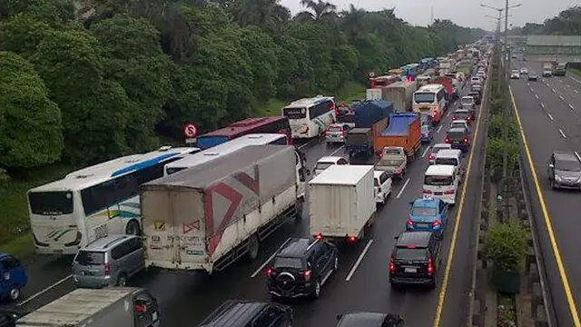 tol-bekasi-140129b.jpg