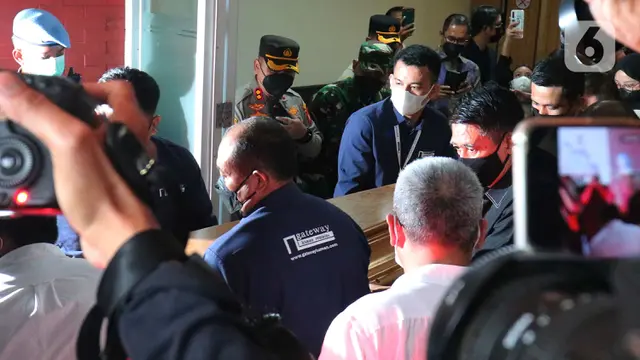 Jenazah Eril Langsung Dibawa Ridwan Kamil ke Bandung