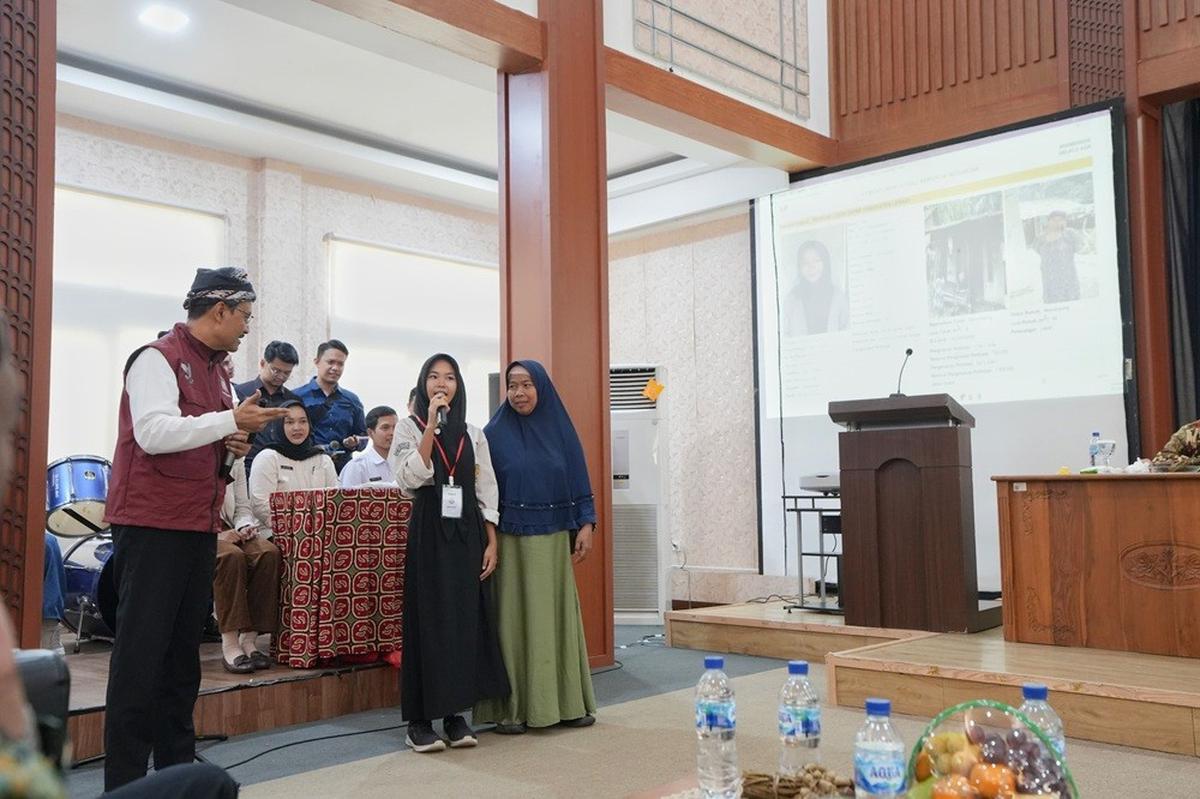 Menteri Sosial Saifullah Yusuf (Gus Ipul) saat membuka MPLS di SRMA 34 Kabupaten Lebak