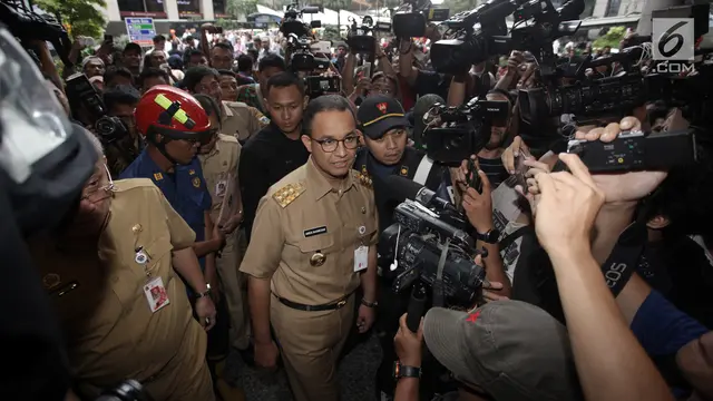 Anies Tinjau Gedung BEI