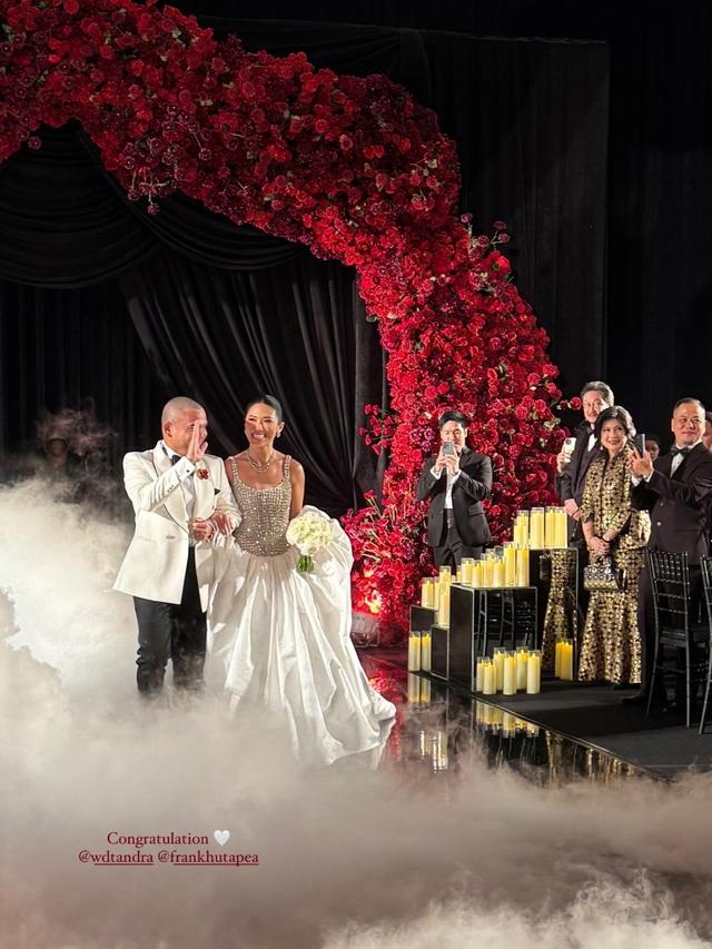 Pesta Pernikahan Frank Hutapea