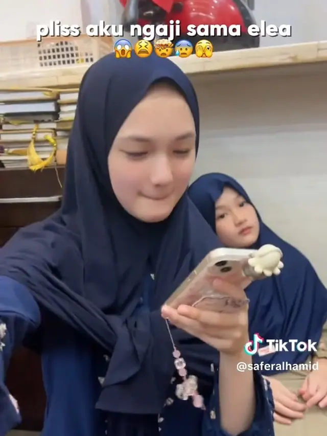 Shakeela Eleanor Anak Ussy Berhijab