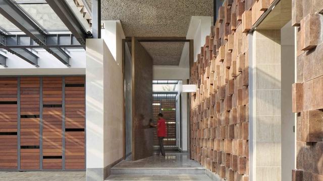 7 Ide Menyulap Dinding Rumah Jadi Elemen Indah