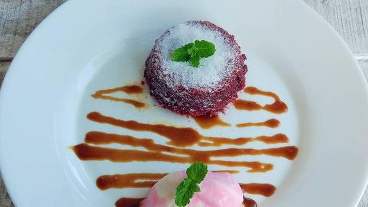 Resep Red Velvet Lava Cake: Green Tea