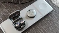 Galaxy Buds Pro (Liputan6.com/ Yuslianson)