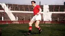 Dennis Viollet mencetak 179 gol dalam 291 pertandingan untuk United. Dia adalah pemain yang sangat cepat, yang dikombinasikan dengan postur tinggi (www.dennisviolletdocumentary.com)