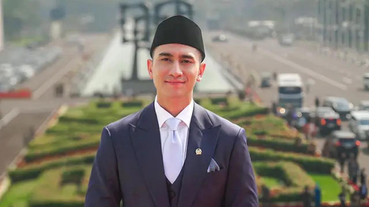 Verrell Bramasta Usai Pelantikan Anggota DPR RI 2024-2029: Saya Resmi Sepenuhnya Milik Rakyat