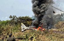 FOTO: Pesawat Hercules Jatuh Sesaat Lepas Landas Puluhan Orang Tewas