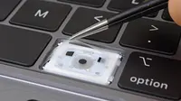 Keyboard MacBook Pro dengan lapisan silikon anti debu. (Foto: iFixit)