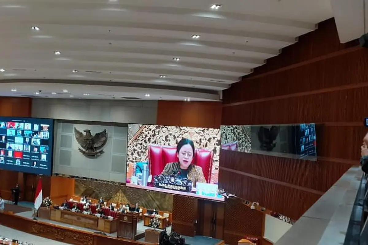 DPR RI menyetujui Peraturan Pemerintah Pengganti Undang-Undang atau Perppu Cipta Kerja menjadi undang-undang dalam Rapat Paripurna yang dipimpin Ketua DPR Puan Maharani, Selasa (21/3/2023).