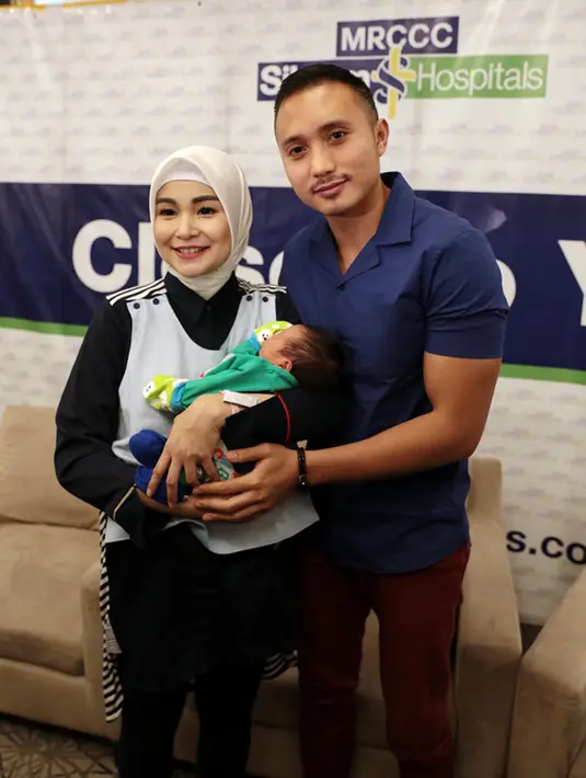 Bagi Soraya Larasati, kehadiran anak kedua yang dipanggil Zaka itu membawa berkah tersendiri. Diberi kemudahan saat proses lahiran. Sebalumnya, pada 2013 silam telah diberi momongan yang diberi nama Dafa Danendra Amaldi Sulaeman.(Deki Prayoga/Bintang.com)