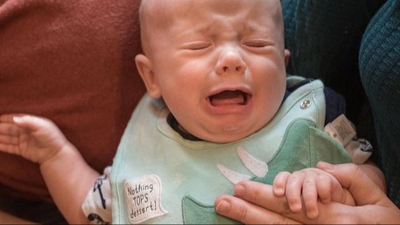 Mencuci Baju Bayi di Malam Hari