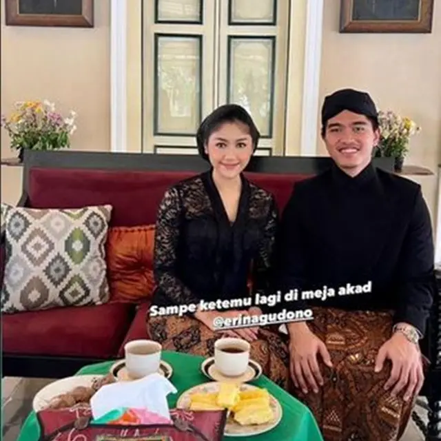 Jelang Menikah, Ini Potret Kaesang dan Erina Gudono Ziarah ke Makam Raja Mangkunegara
