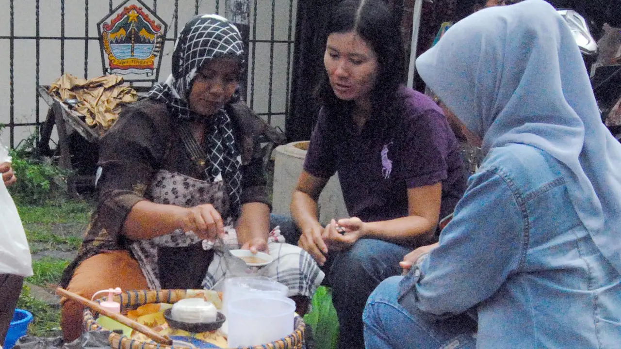 Ini Trik Warga Semarang Menghangat Badan Tempo Doeloe