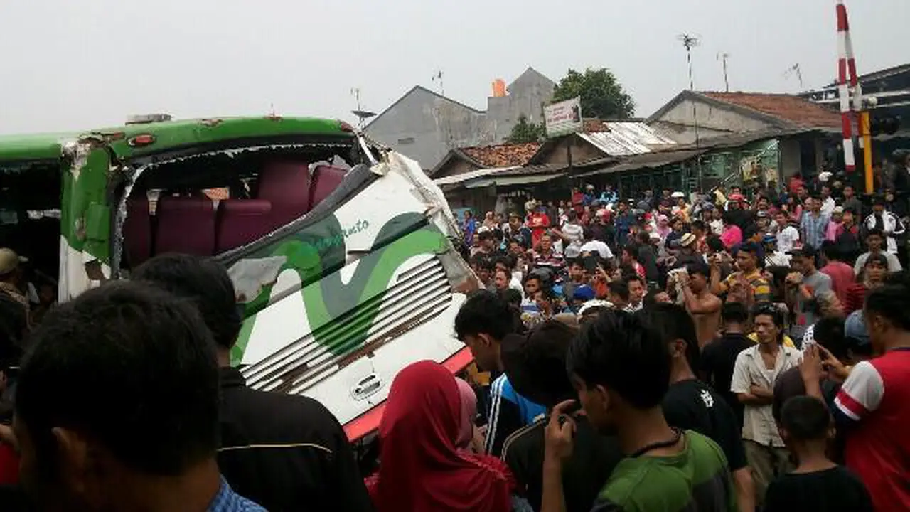 Bus Haryanto