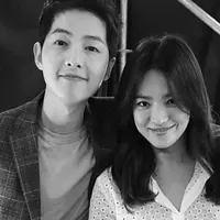 Beberapa waktu lalu pasangan kekasih ini mengumumkan soal waktu dan venue pernikahan mereka, dan terbaru tersiar soal tanda ucapan terima kasih atau souvenir yang akan diberikan oleh mereka. (Instagram)