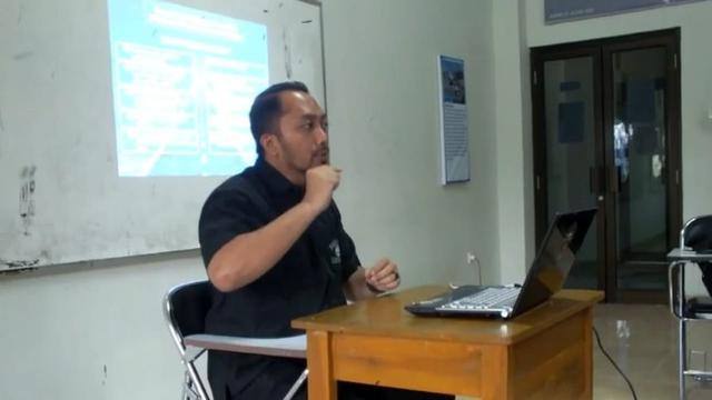 Dosen Penerbangan Cirebon Angkat Bicara Soal Jatuhnya Pesawat Sriwijaya Air SJ182