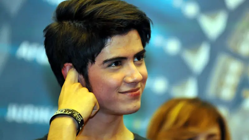 Aliando