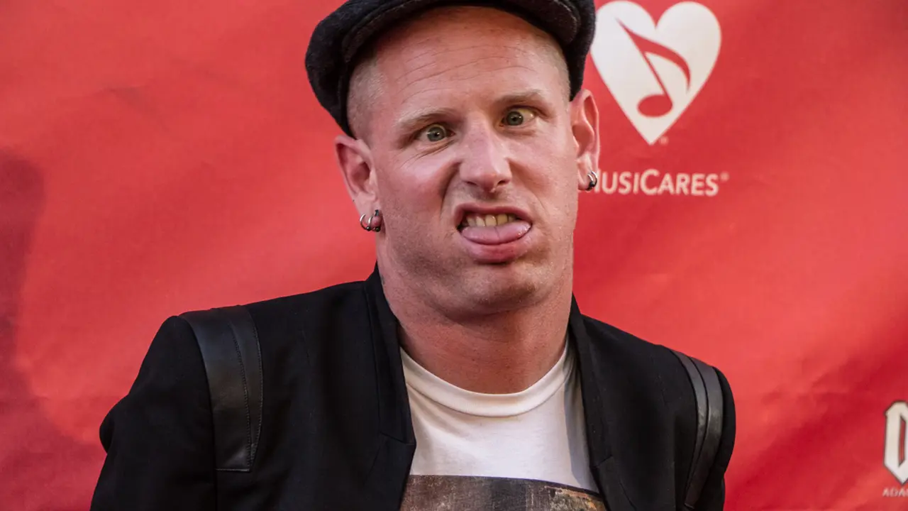 Corey Taylor (spiceofwickedness.com)