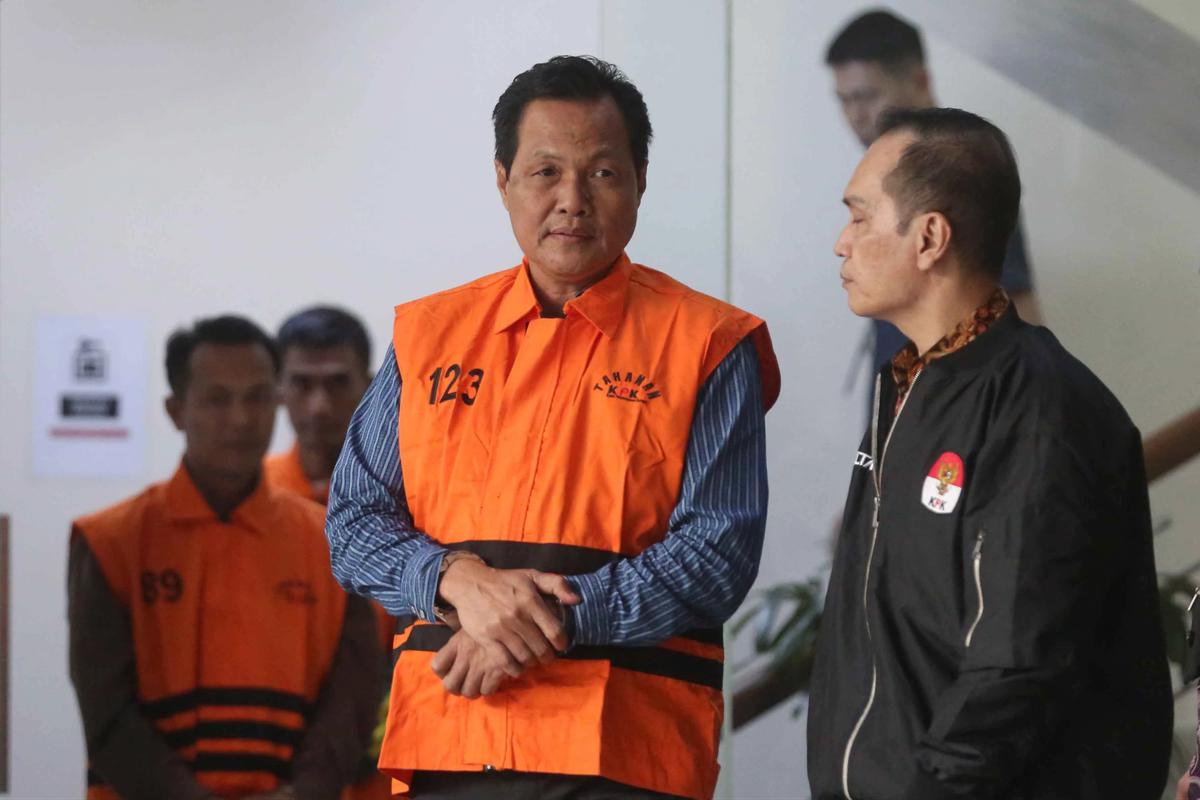FOTO: KPK Tahan Bupati Muara Enim Usai OTT Dugaan Korupsi Disdikbud