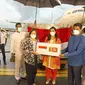 Pengiriman pertama bantuan kemanusiaan berupa obat-obatan dan alat kesehatan (alkes) dari Indonesia telah tiba di bandara internasional Sri Lanka. (KBRI Colombo)