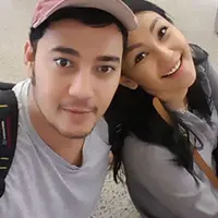 Pasangan Kalina Ocktaranny baru saja menikmati masa pengantin baru. Empat bulan silam mantan istri Deddy Corbuzier itu menikah dengan Hendrayan. Saat sedang dalam kebahagiaannya, ada saja yang mengusik perasaannya. (Instagram/kalinaocktaranny)