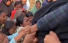 Viral Momen Dramatis Perpisahan Mahasiswa KKN dengan Warga Setempat, Diwarnai Aksi Saling Tarik hingga Isak Tangis