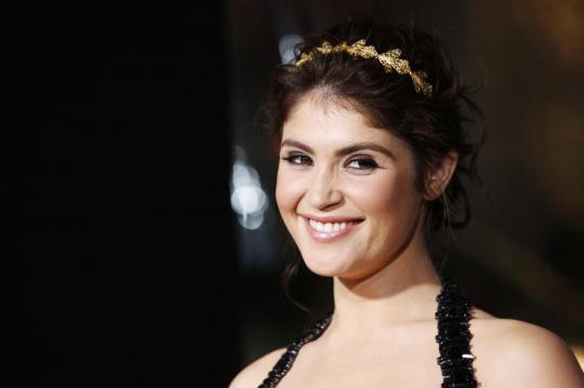 Aktris Gemma Arterton tampil cantik dan seksi di Hollywood