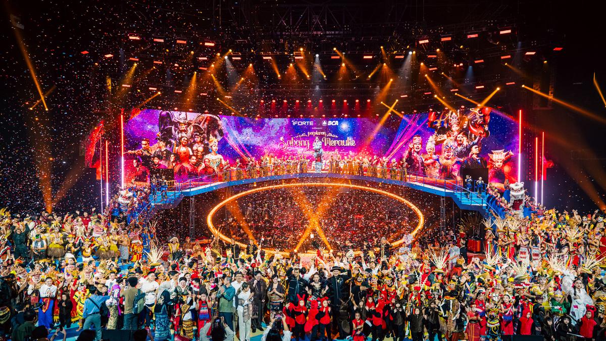 Pagelaran Sabang Merauke The Indonesian Broadway 2025 Berhasil Memukau Ribuan Penonton di Panggung Indonesia Arena