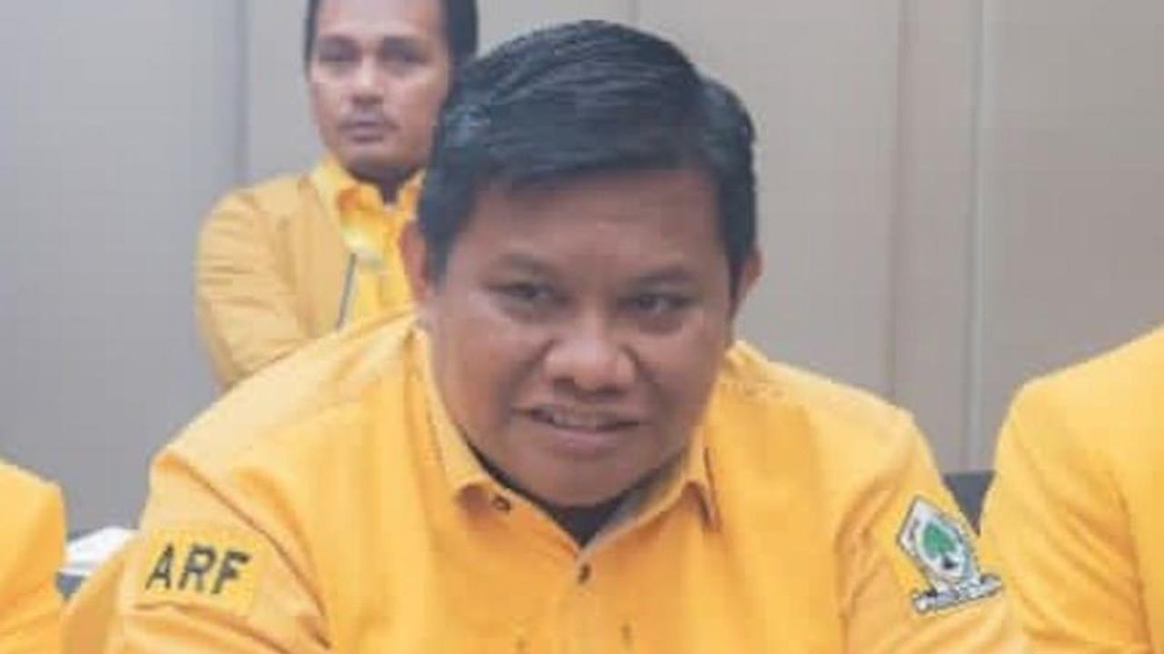Ekonom Golkar Soroti Manfaat Ganda Program PLTS Satu Desa Satu MW untuk Pemerataan dan Ekonomi
